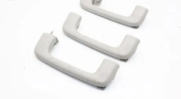 Mitsubishi Eclipse Cross A set of handles for the ceiling 