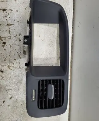 Volvo S60 Dash center air vent grill 30791675