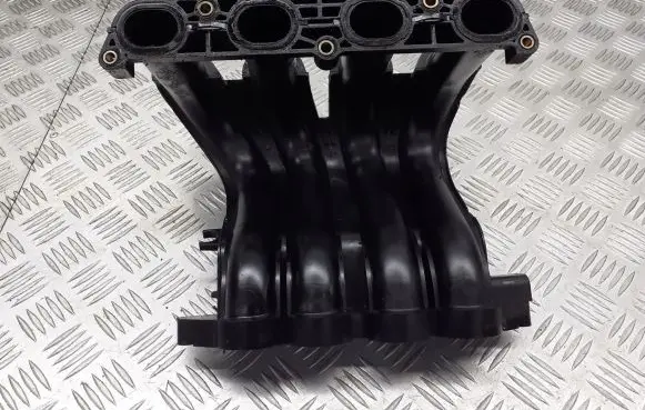 Nissan Micra Intake manifold