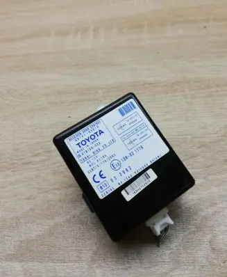 Toyota Corolla Verso AR10 Door control unit/module 897410f010