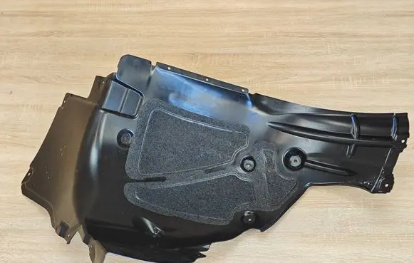 BMW 4 G22 G23 G24 G26 Front wheel arch liner splash guards 7447162