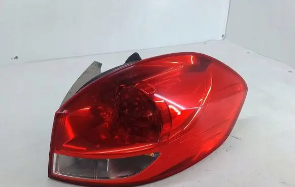 Renault Clio III Rear/tail lights 820058684420230999