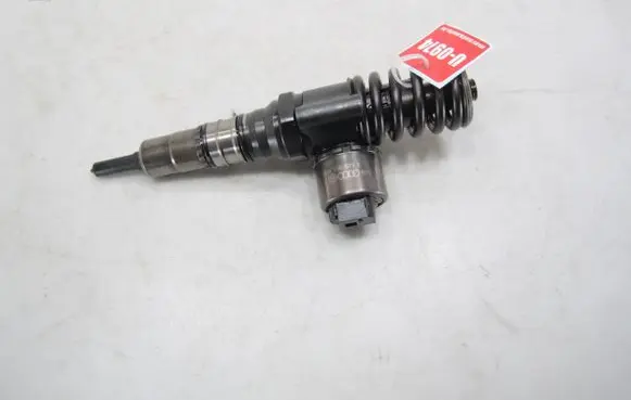 Audi A3 S3 8P Fuel injector 03G130073B
