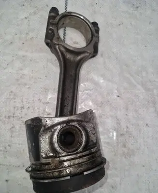 Jeep Grand Cherokee (WJ) Piston with connecting rod 99284