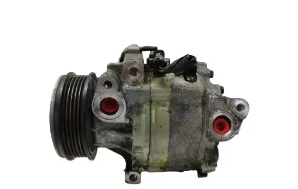 Opel Karl Air conditioning (A/C) compressor (pump) 42472965 000250290