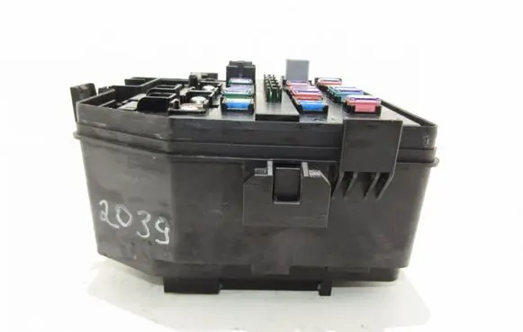 Honda CR-V Fuse module