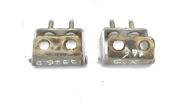 Nissan Almera Tino Tailgate/trunk/boot hinge KLOG961