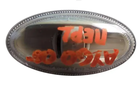 Toyota Aygo AB10 Front fender indicator light 9680057480