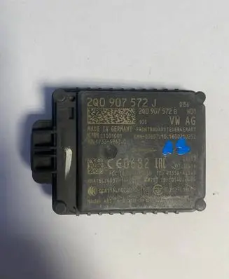 Volkswagen Golf VII Distronic sensor radar 2Q0907572J 2Q0907572B