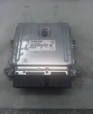 Volvo XC60 Engine control unit/module P31303388
