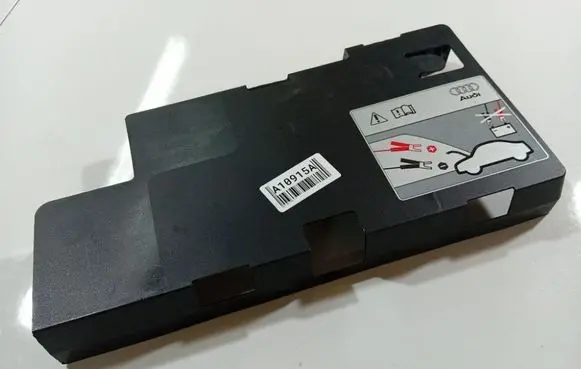 Audi A6 S6 C6 4F Battery box tray cover/lid 4F0915429