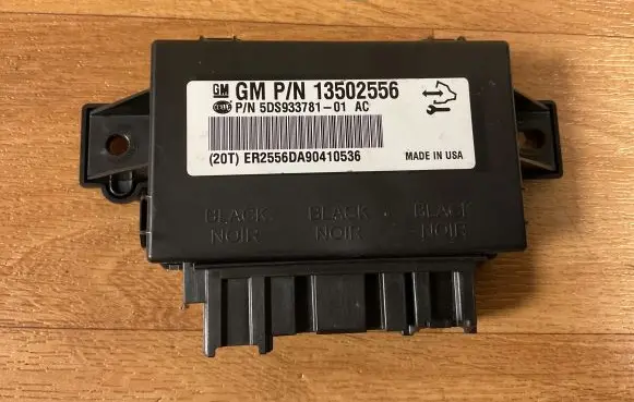 Opel Insignia A Seat control module 13502556 D933781