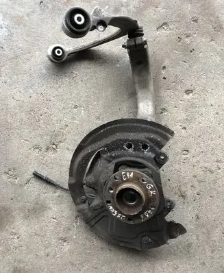 BMW X6 E71 Front wheel hub 31216773783 16193510 6773783