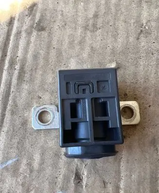BMW 5 G30 G31 G38 Fuse 0080P1100017