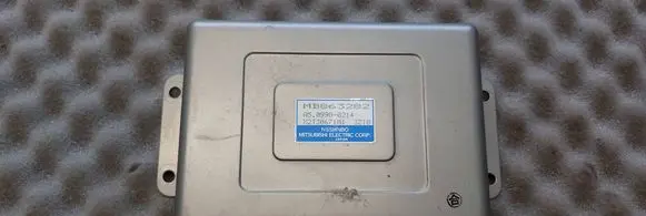 Mitsubishi Galant ABS control unit/module MB863282 X2T30671M1 A509900214
