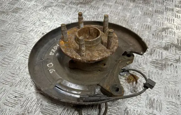 Opel Mokka X Rear wheel hub