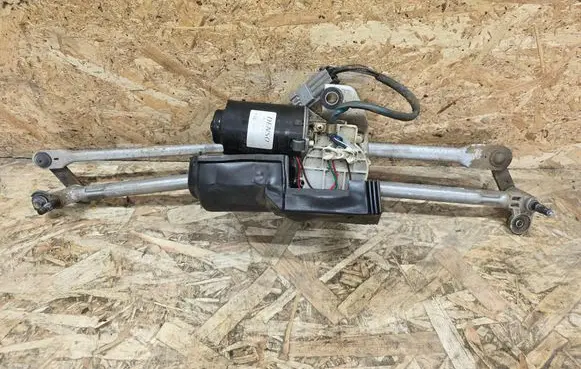Maserati Coupe Front wiper linkage and motor 67115800