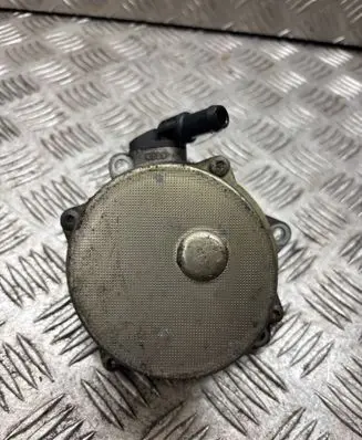 Skoda Superb B5 (3U) Vacuum pump 72260806C 077145100C 02T1661391