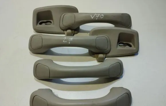 Volvo V70 A set of handles for the ceiling 09193488 09193487