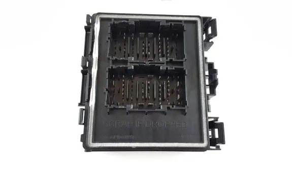 Ford Mustang Mach-E Fuse module LJ8T14D068NAC 11F030MEUS