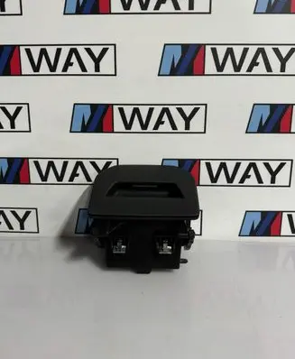 BMW 1 F40 Glove box 6823240