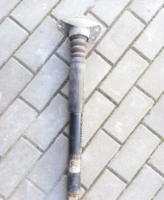 Skoda Octavia Mk2 (1Z) Rear shock absorber/damper
