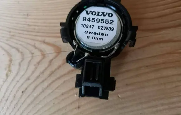 Volvo V70 Front door high frequency speaker 9459552 1034702W3 10347