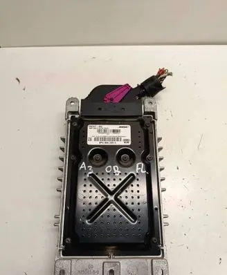 Audi A3 S3 8P Sound amplifier 8P4035223C 290327002 30762000101