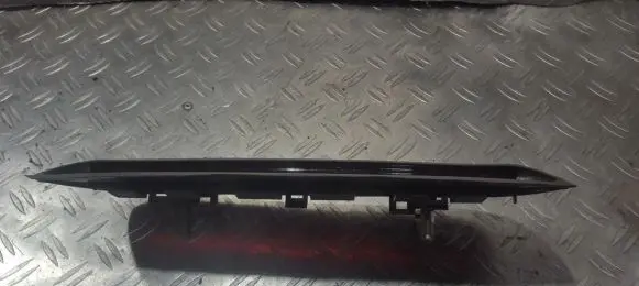 Volkswagen PASSAT B5 Third/center stoplight 3b5945135a