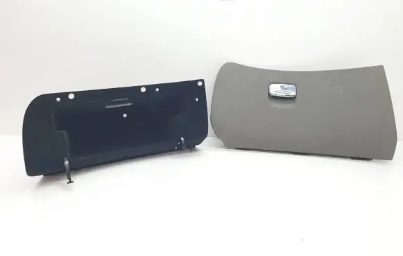 Alfa Romeo 147 Glove box 735266623