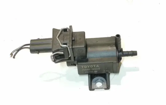 Lexus IS 220D-250-350 Vacuum valve 258600R010