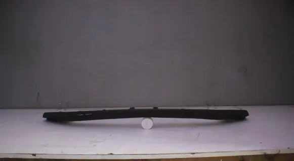 Front bumper splitter molding