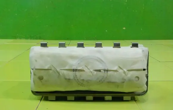 Volkswagen Polo V 6R Passenger airbag BAMPT11250 18AB30