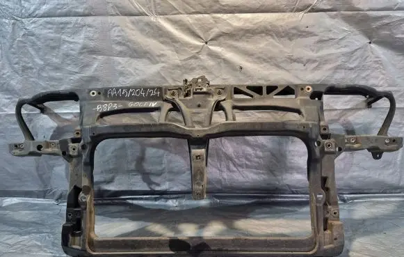 Volkswagen Golf IV Radiator support slam panel