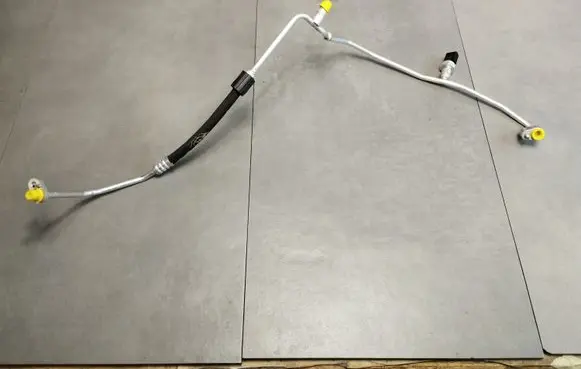 Audi Q3 F3 Air conditioning (A/C) pipe/hose 5QF820741N