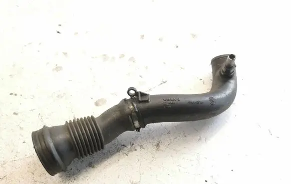 Volvo V70 Intercooler hose/pipe 30714480