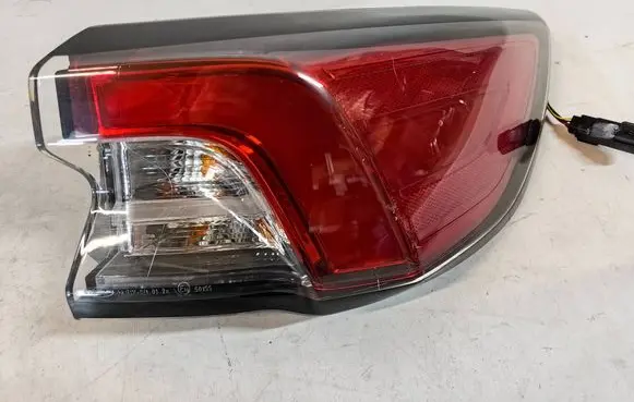 Ford Kuga III Rear/tail lights LV4B13404AH