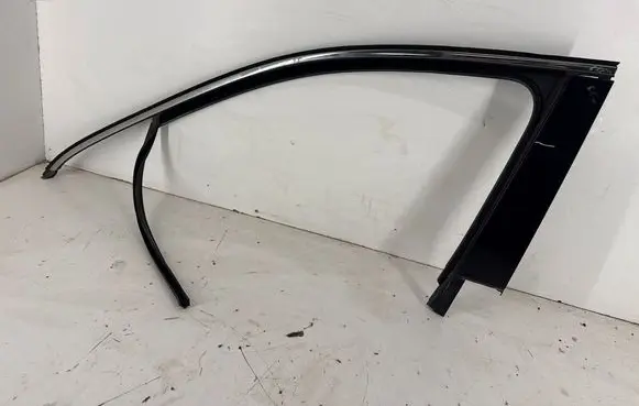 Volkswagen Tiguan Allspace Front door glass trim molding 5NA837901