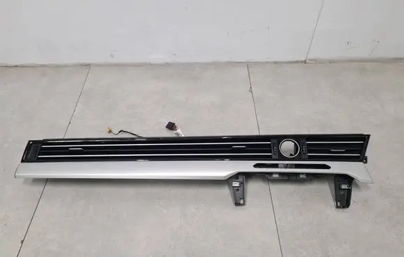 Volkswagen PASSAT B8 Dash center air vent grill 3G2857083