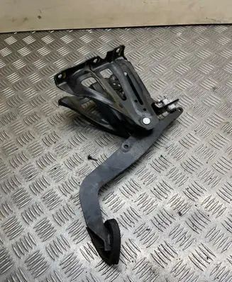 Volkswagen Crafter Brake pedal 