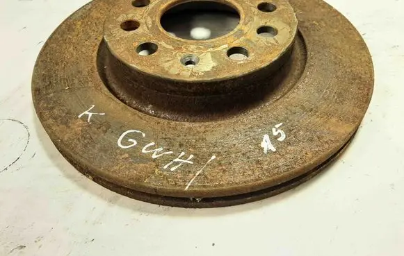 Volkswagen Golf VI Front brake disc