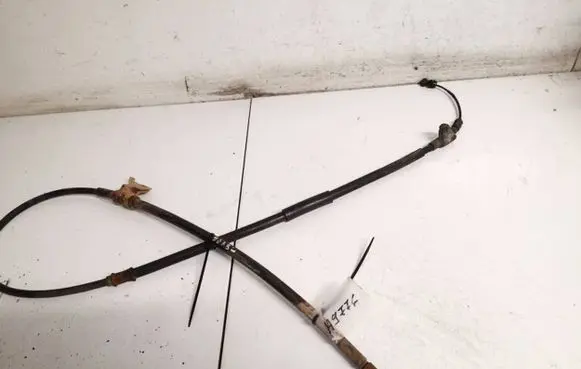 Toyota Avensis T220 Handbrake/parking brake wiring cable 