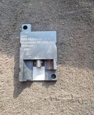BMW 5 E60 E61 Bluetooth antenna 6928461 921800004