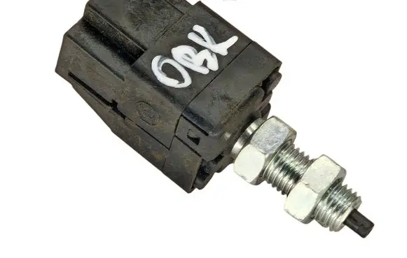 Brake pedal sensor switch