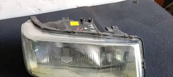 Audi V8 Headlight/headlamp 0301079306 4A1941030