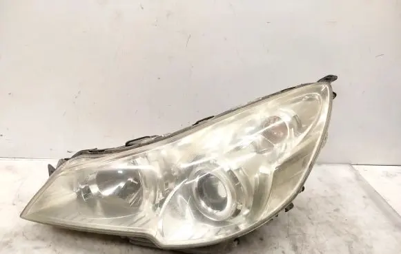 Subaru Outback Headlight/headlamp HB3