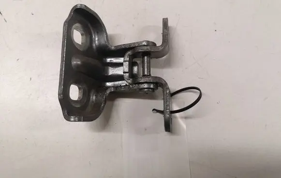 Opel Astra J Rear door upper hinge