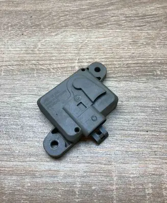Opel Vectra B Airbag deployment crash/impact sensor 09136122 5WK42881
