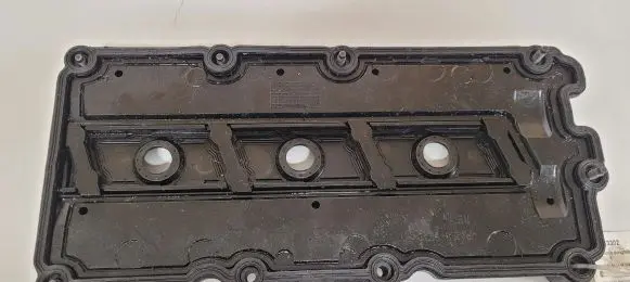 Audi A6 S6 C6 4F Rocker cam cover 059103470R