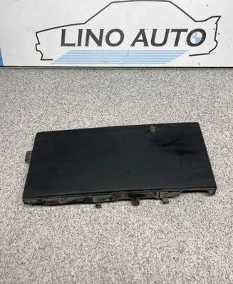 BMW 5 E34 Front tow hook cap/cover 1973717
